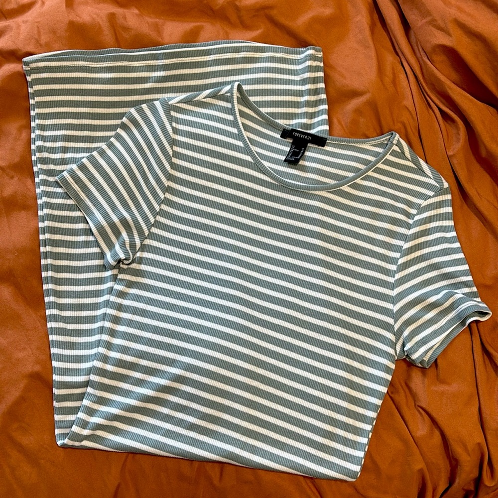 Women’s fitted T-shirt dress